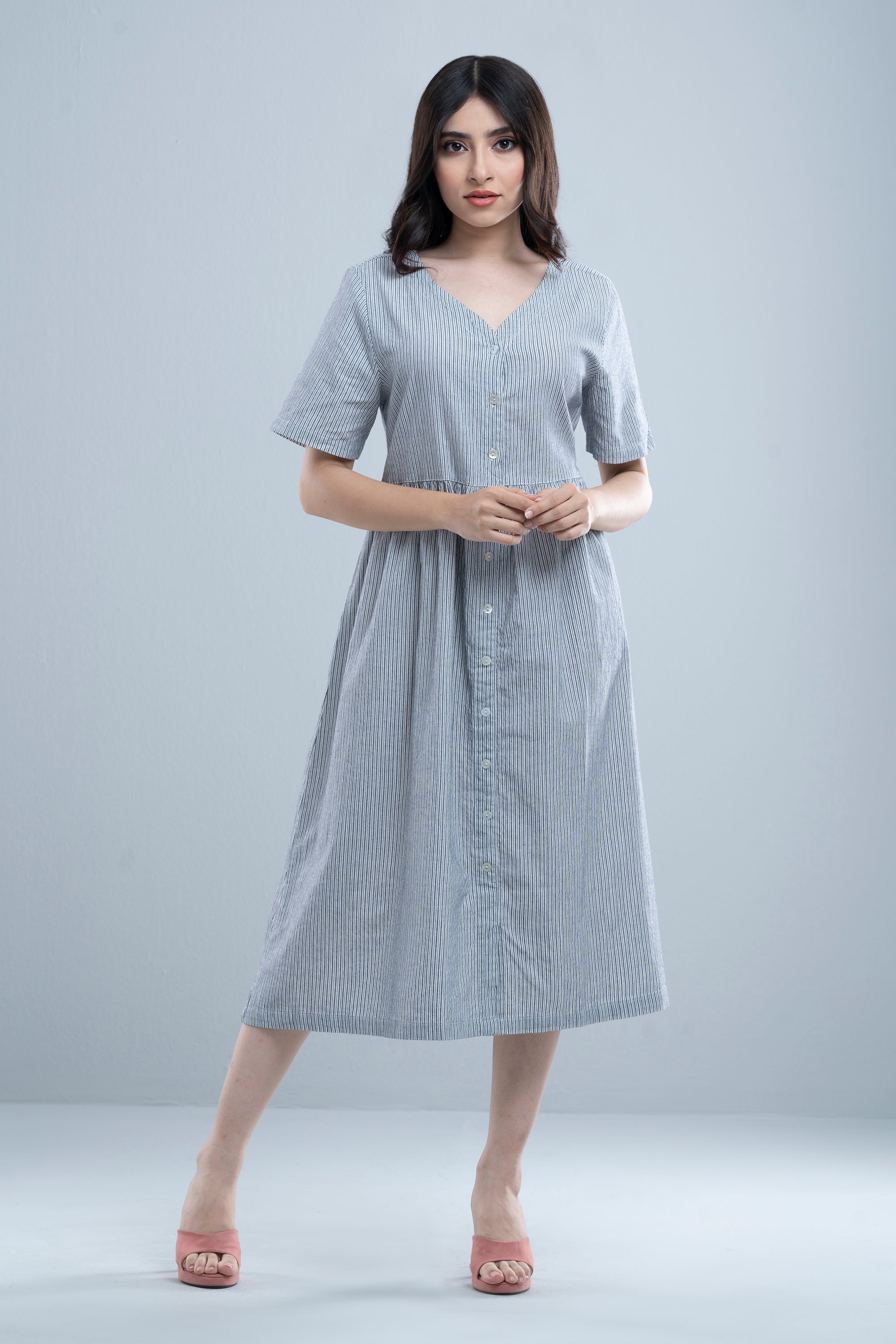 City Fashion Classic Shirt-Patterned V-Neck Dress