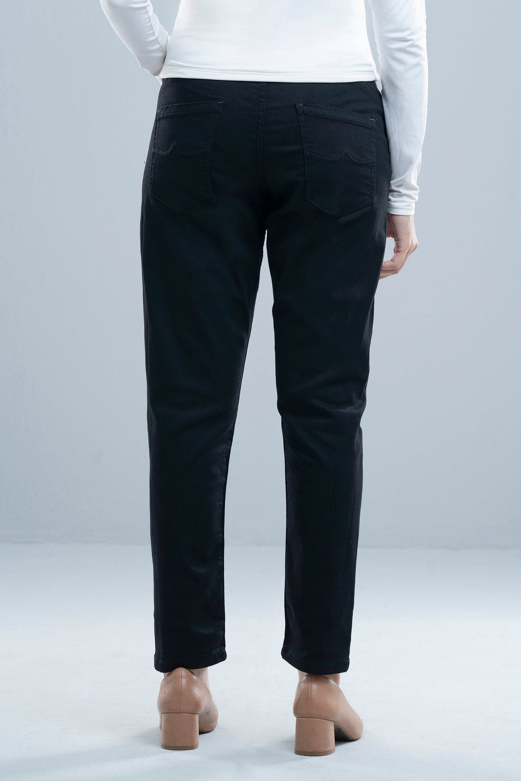 Women’s Slim Fit Embroidered Denim Pants Chic & Comfortable Style